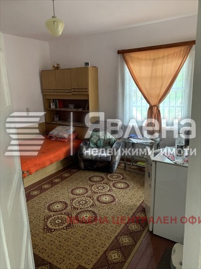 Продава КЪЩА, с. Равнище, област София област, снимка 8 - Къщи - 56320350