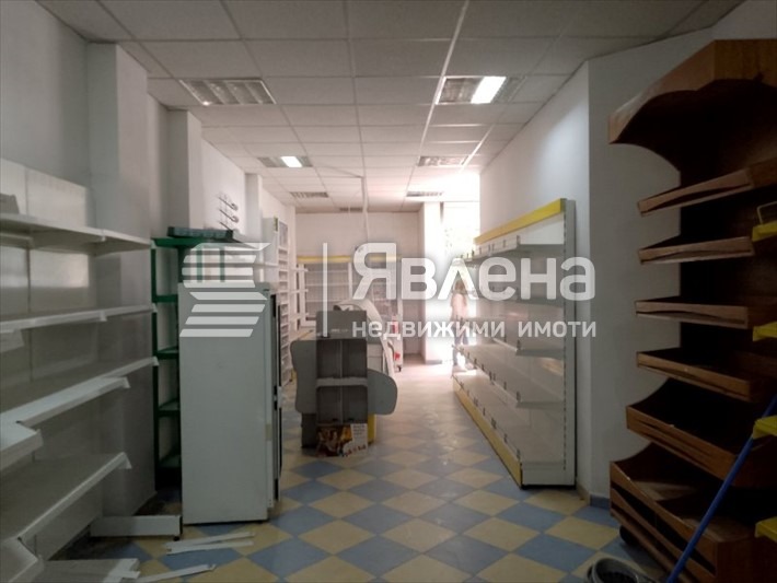 Продава МАГАЗИН, гр. Благоевград, Освобождение, снимка 4 - Магазини - 52656909