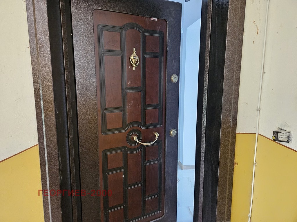 Продава 4-СТАЕН, гр. Горна Оряховица, област Велико Търново, снимка 2 - Апартаменти - 55065535