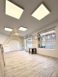 Продава  Офис град Варна , Колхозен пазар , 90 кв.м | 81551820