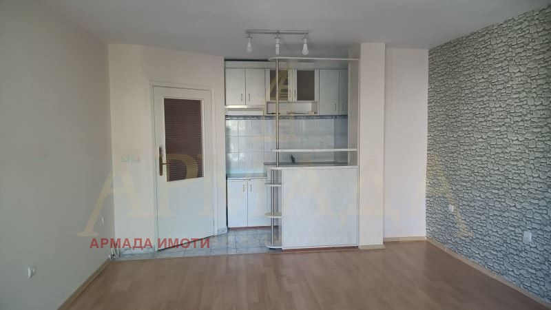 À vendre  1 chambre Plovdiv , Kyutchouk Parij , 60 m² | 59460756