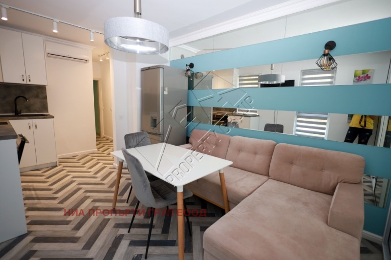 Продава  2-стаен град Бургас , Сарафово , 63 кв.м | 57940403 - изображение [2]