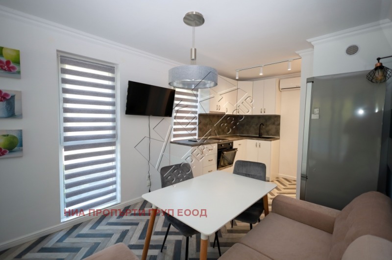 Продава  2-стаен град Бургас , Сарафово , 63 кв.м | 57940403 - изображение [3]