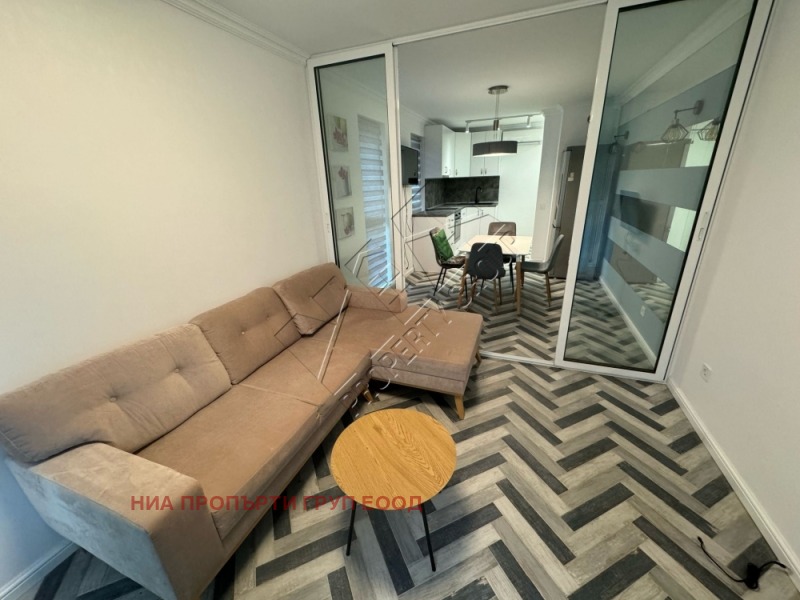 Продава  2-стаен град Бургас , Сарафово , 63 кв.м | 57940403 - изображение [4]