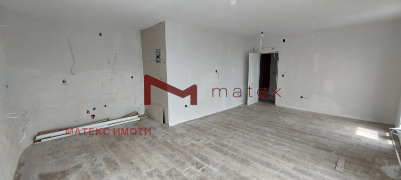 Продава 3-СТАЕН, гр. Варна, м-т Долна Трака, снимка 2 - Aпартаменти - 45820088