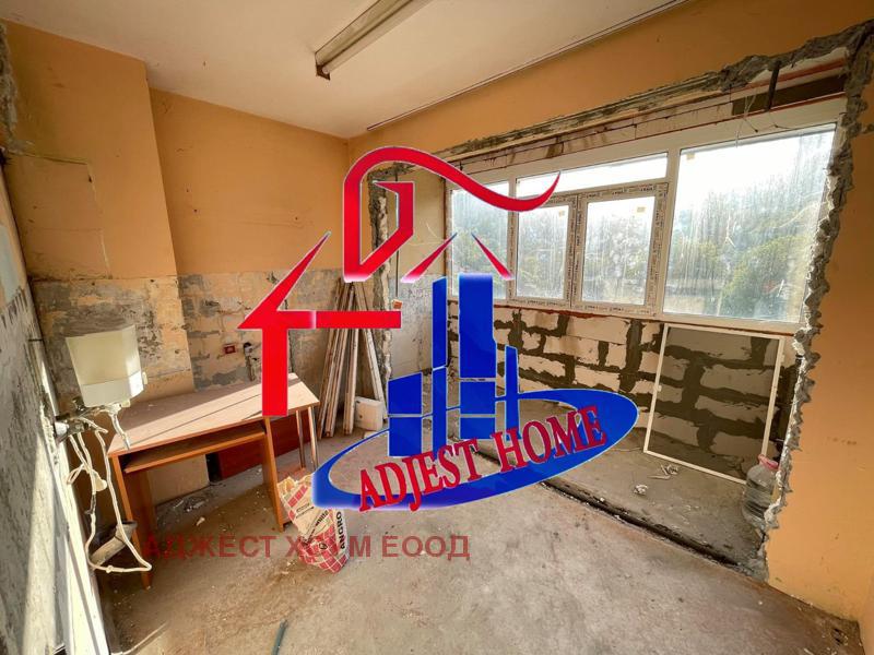 Продава 4-СТАЕН, гр. Шумен, Боян Българанов 2