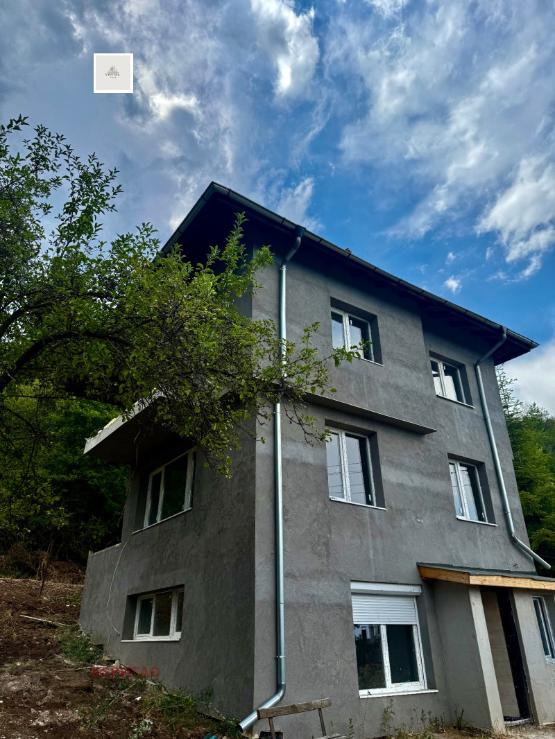 Продава  Къща град София , с. Панчарево , 160 кв.м | 41930916