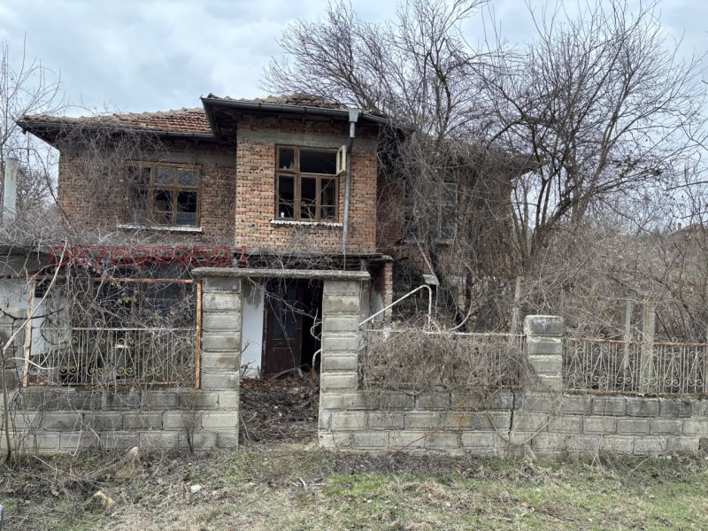 Продава КЪЩА, с. Боряна, област Варна