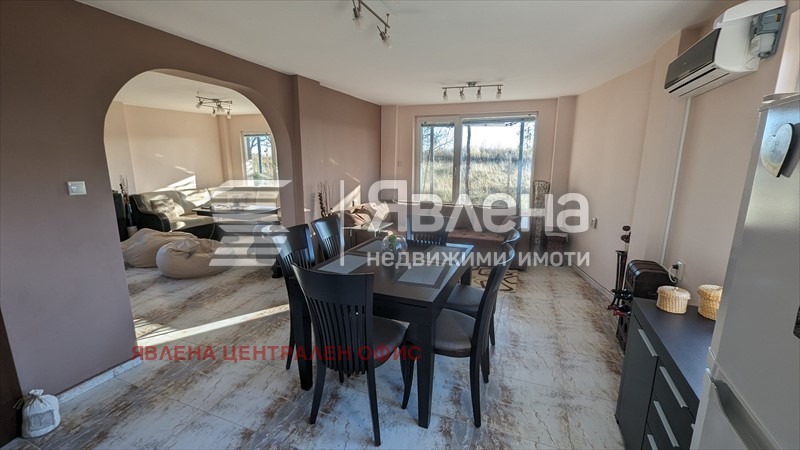 Продава КЪЩА, с. Драговищица, област София област, снимка 11 - Къщи - 56218516