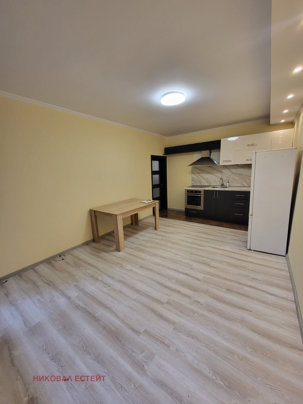 Продава 3-СТАЕН, гр. София, Център, снимка 5 - Апартаменти - 54194444