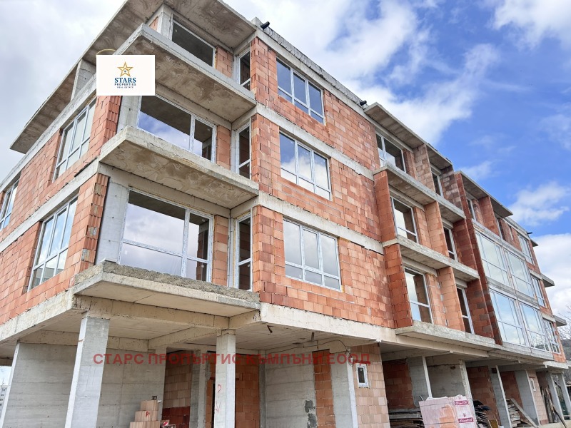 Продава 2-СТАЕН в град Варна, Кайсиева градина - 44 кв.м / 80 000 € » 156 466.40 лв., СТАРС ПРОПЪРТИС КЪМПЪНИ ЕООД