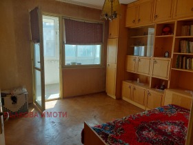 2 slaapkamers Tri tsjutsjura - sever, Stara Zagora 3