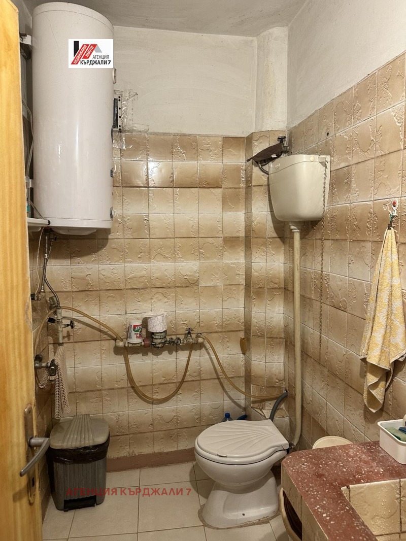Til salg  2 soveværelser Kardzhali , Tsentar , 63 kvm | 29936134 - billede [12]