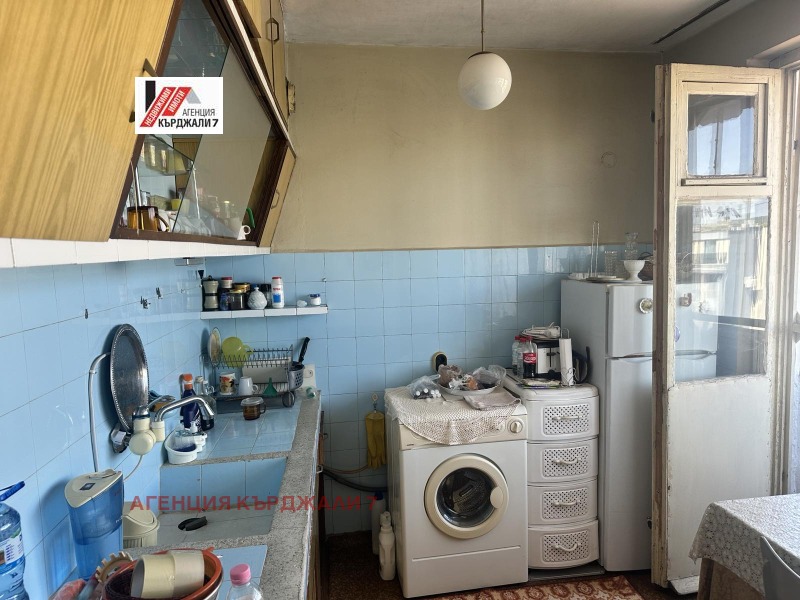 Til salg  2 soveværelser Kardzhali , Tsentar , 63 kvm | 29936134 - billede [9]