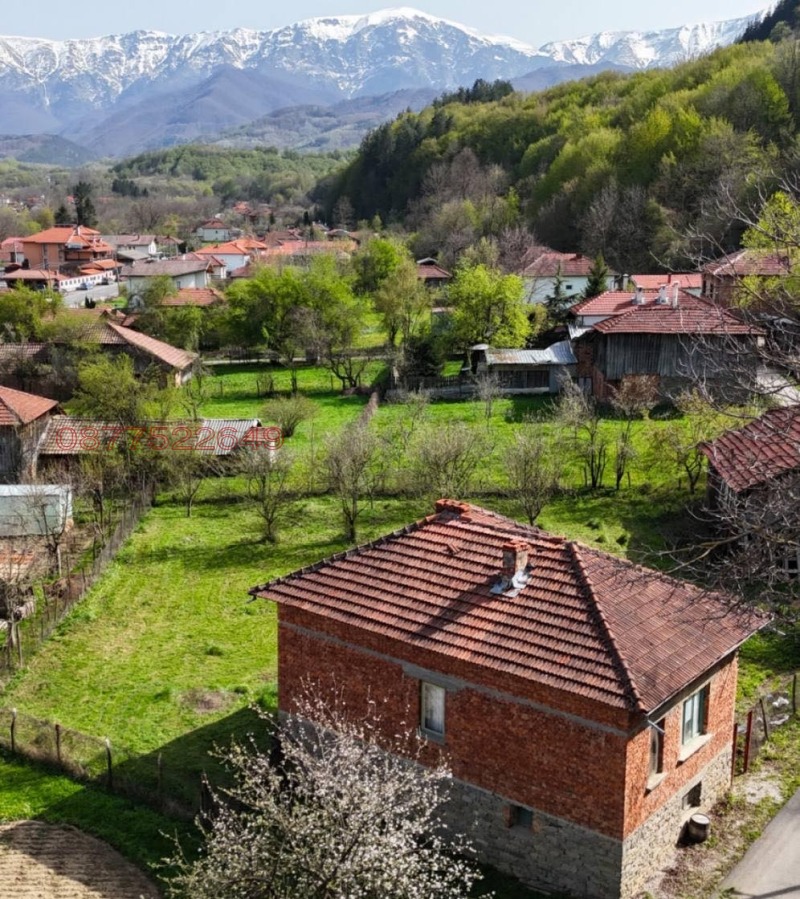 Продава КЪЩА, гр. Априлци, област Ловеч, снимка 4 - Къщи - 52785549