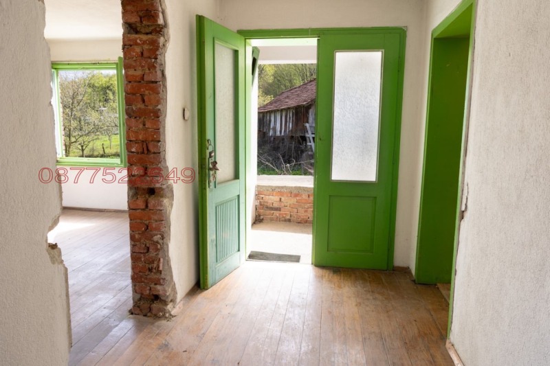 Продава КЪЩА, гр. Априлци, област Ловеч, снимка 7 - Къщи - 52785549