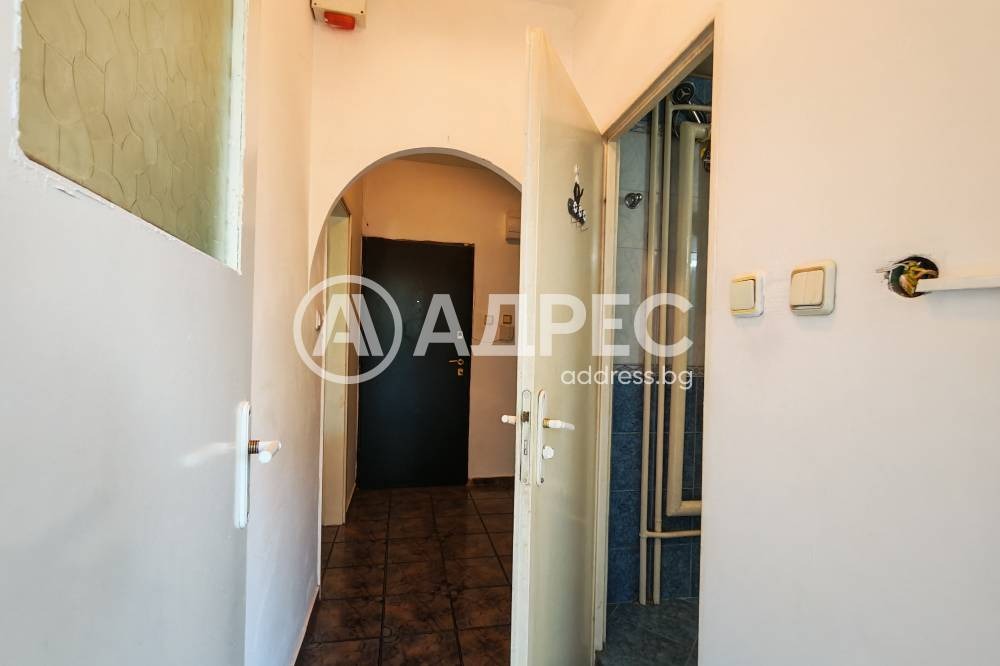 Продава 2-СТАЕН, гр. София, Люлин 6, снимка 14 - Апартаменти - 56007072
