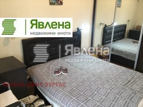 1 dormitorio Vazrazhdane, Burgas 11