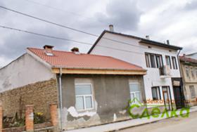 Продажба на имоти в с. Кметовци, област Габрово - изображение 5 