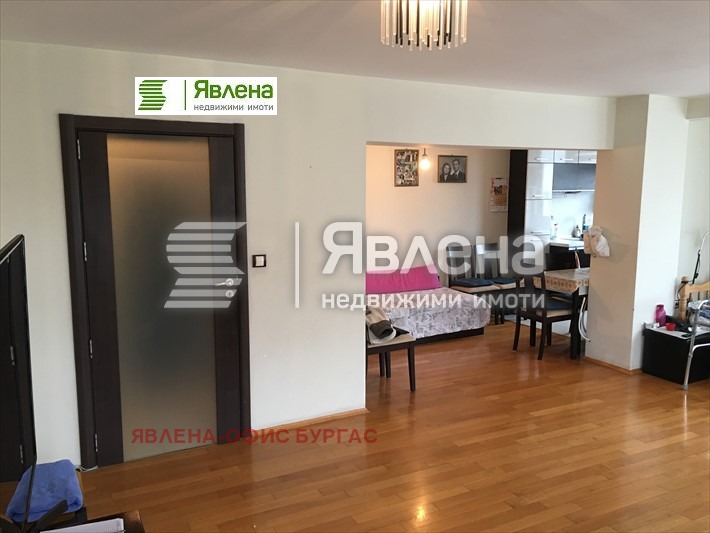 Продава 2-СТАЕН, гр. Бургас, Възраждане, снимка 3 - Aпартаменти - 48646075