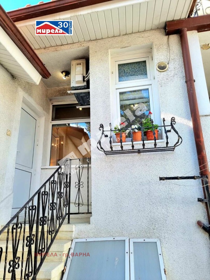 Продава КЪЩА, град Варна, Зимно кино Тракия • 210000 € / 410724.30 лв. • 94335496 1