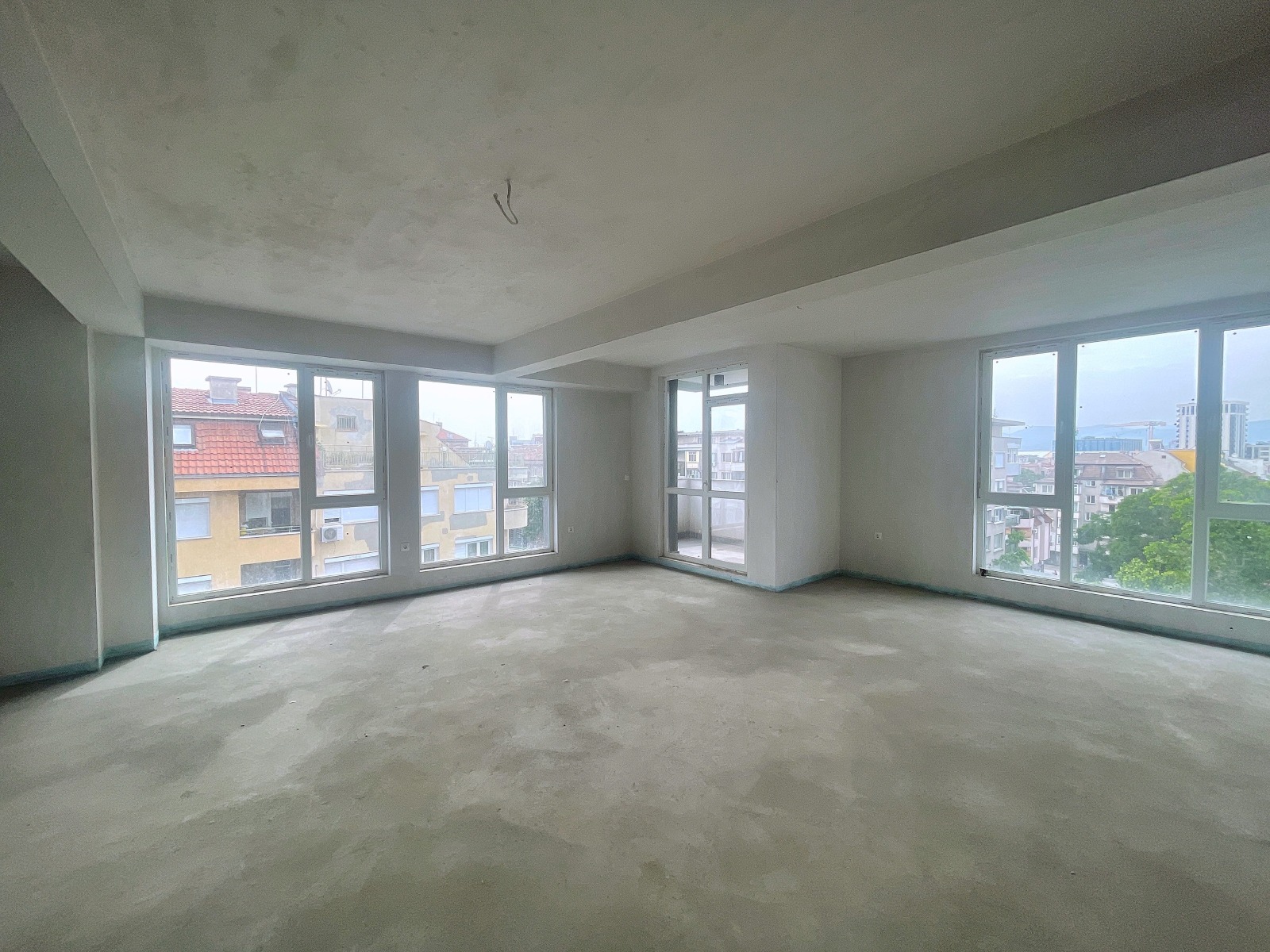 Продава 3-СТАЕН, гр. Пловдив, Център, снимка 2 - Апартаменти - 46186776