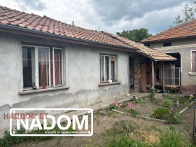 Продава къща област Велико Търново гр. Полски Тръмбеш - [1] 