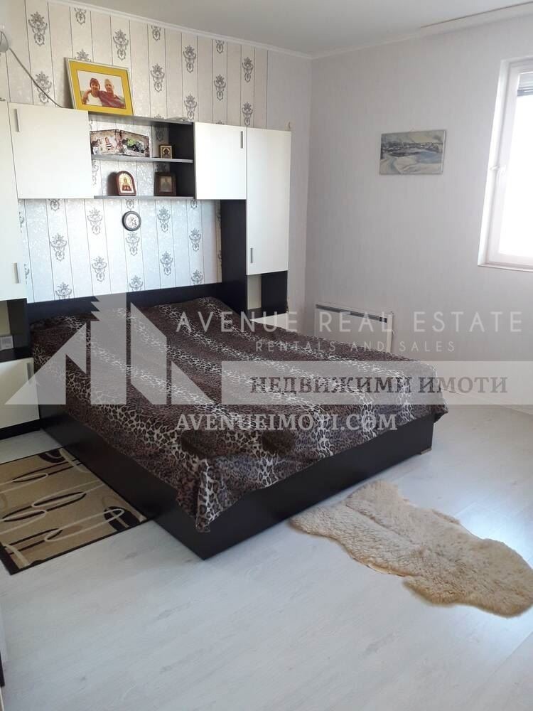 Продава 2-СТАЕН, гр. Бургас, Славейков, снимка 1 - Aпартаменти - 48406625