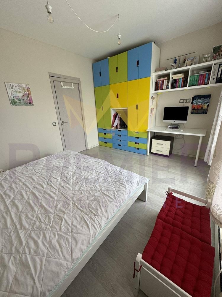 Na prodej  2 ložnice Pernik , Iztok , 116 m2 | 26158538 - obraz [9]