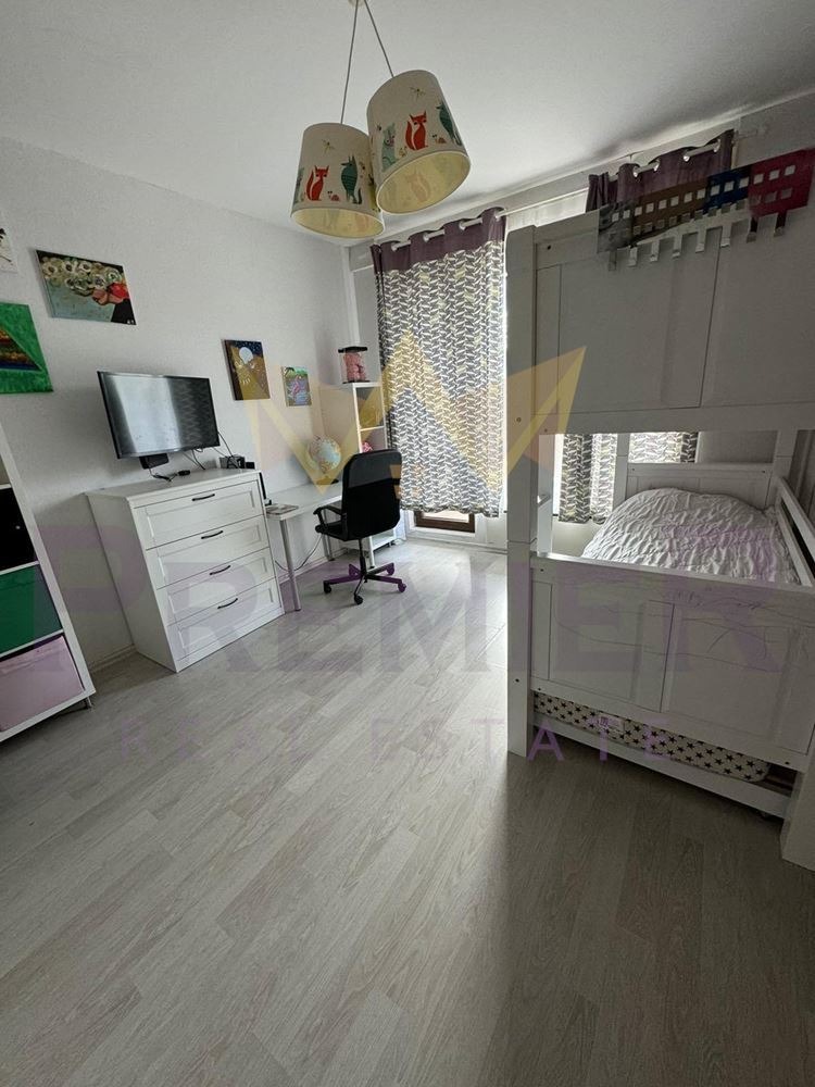 Na prodej  2 ložnice Pernik , Iztok , 116 m2 | 26158538 - obraz [7]