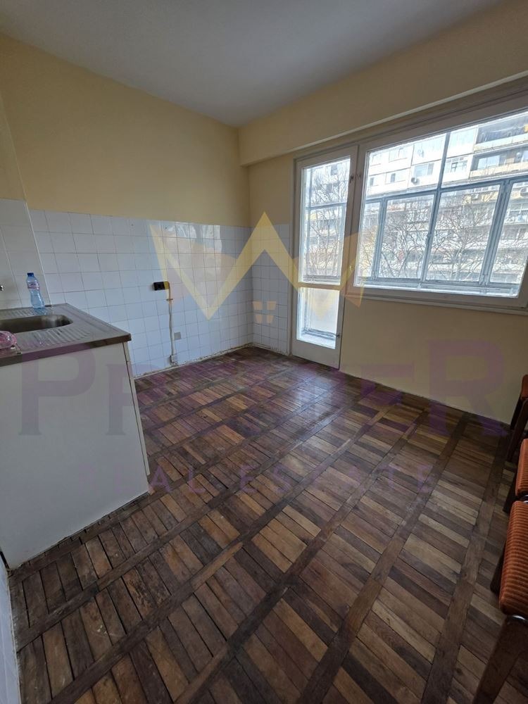 Продава 3-СТАЕН, гр. Варна, Левски 1, снимка 7 - Апартаменти - 53874807