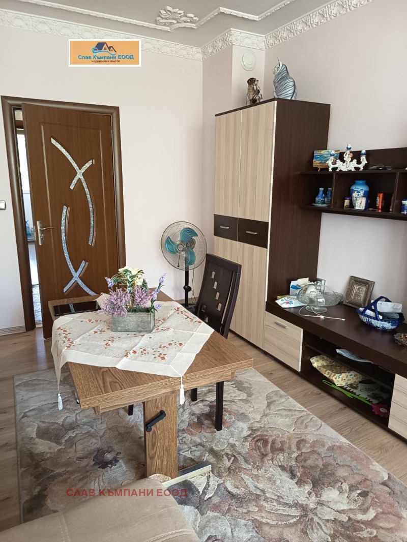 Zu verkaufen  3 Schlafzimmer Warna , Wazraschdane 1 , 92 qm | 58551600 - Bild [3]