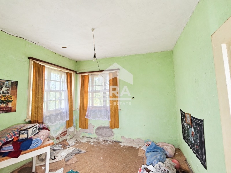 Продава КЪЩА, с. Динево, област Хасково, снимка 10 - Къщи - 56294744