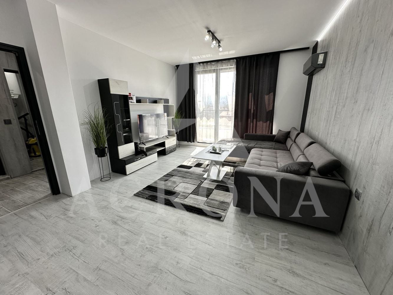 Продава 2-СТАЕН, гр. Пловдив, Коматево, снимка 2 - Апартаменти - 53822154