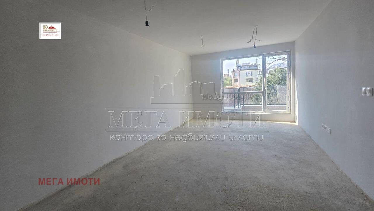 Продава 3-СТАЕН, гр. Бургас, Център, снимка 2 - Апартаменти - 55114228