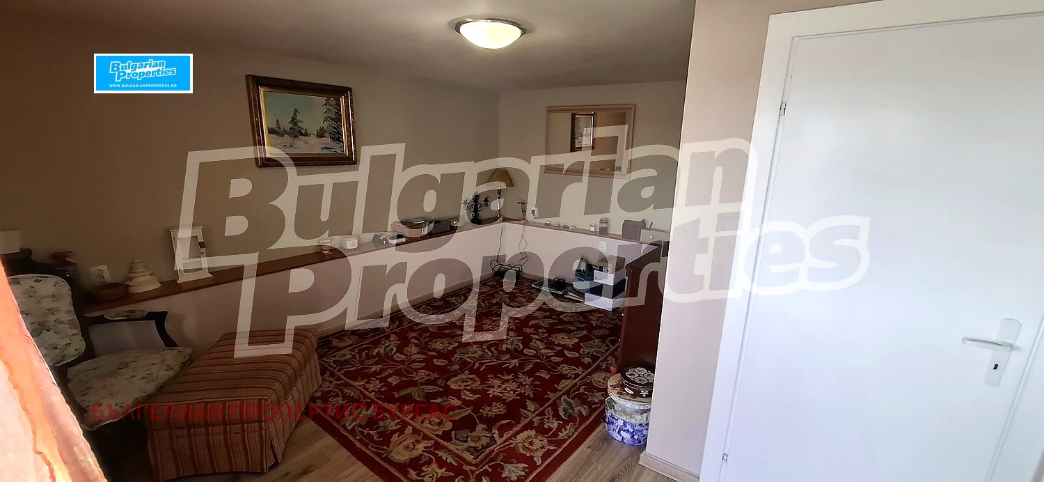 Продава КЪЩА, с. Светлина, област Бургас, снимка 16 - Къщи - 56109187