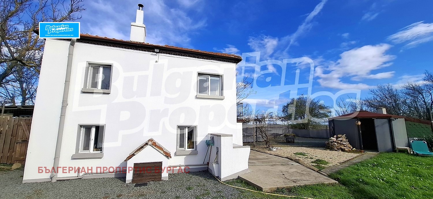 Продава КЪЩА, с. Светлина, област Бургас, снимка 7 - Къщи - 56109187