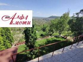 Обява продава вила, град Шумен, м-т Чашка