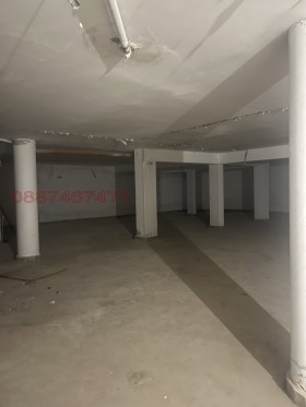 ГАРАЖ, ПАРКОМЯСТО, 35 m2