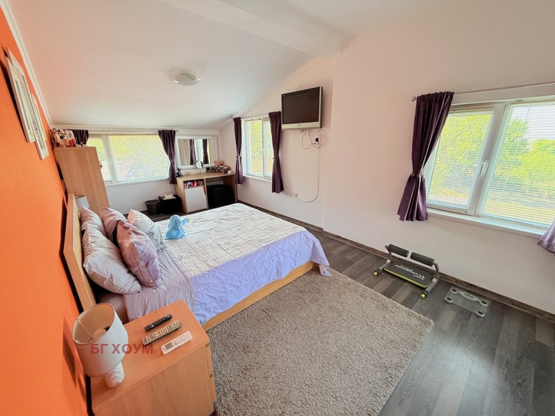 Продава КЪЩА, гр. Бургас, с. Изворище, снимка 5 - Къщи - 52152093