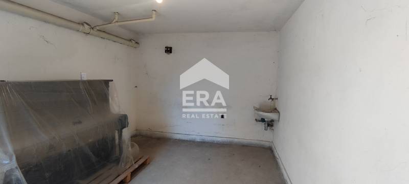 Продава ГАРАЖ, ПАРКОМЯСТО, гр. Русе, Широк център, снимка 6 - Гаражи и паркоместа - 52605054