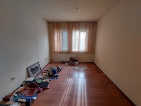 2 soverom Tsentar, Veliko Tarnovo 9