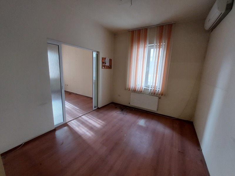 Продава  3-стаен град Велико Търново , Център , 111 кв.м | 88042482 - изображение [8]