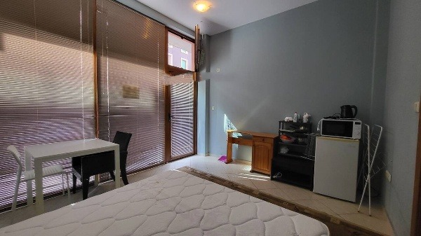 Продава АТЕЛИЕ, ТАВАН, гр. Поморие, област Бургас, снимка 3 - Апартаменти - 52612830