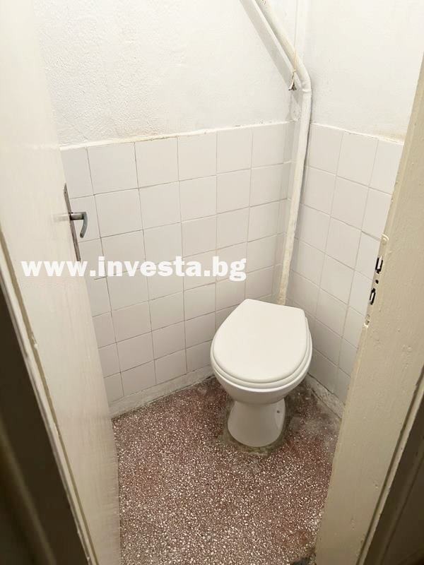 Продава ЕТАЖ ОТ КЪЩА, гр. Пловдив, Център, снимка 5 - Етаж от къща - 54747798