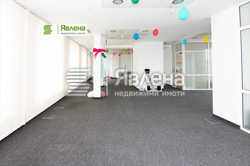 À vendre  Bureau Sofia , Lagera , 325 m² | 82336932