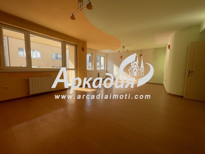 Продава КЪЩА, гр. Пловдив, Каменица 2, снимка 2 - Къщи - 47504075