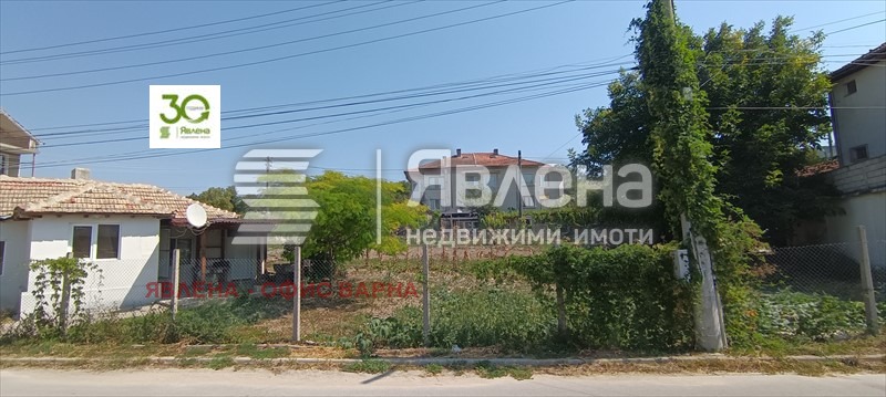 Продава КЪЩА, с. Оброчище, област Добрич, снимка 3 - Къщи - 49171894