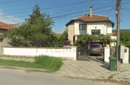 Продава КЪЩА, с. Николово, област Русе