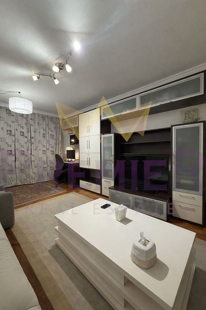 Продава 3-СТАЕН, гр. София, Стрелбище, снимка 2 - Апартаменти - 54737771